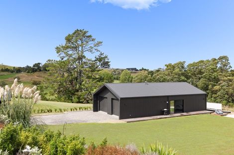 Photo of property in 8 Kahu Lane, Minden, 3176