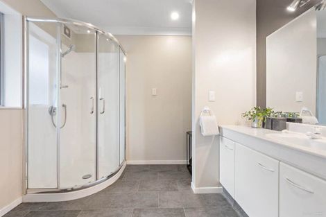 Photo of property in 10 Covina Place, Somerville, Auckland, 2014