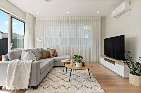 Photo of property in 25 Roa Avenue, Hobsonville, Auckland, 0616