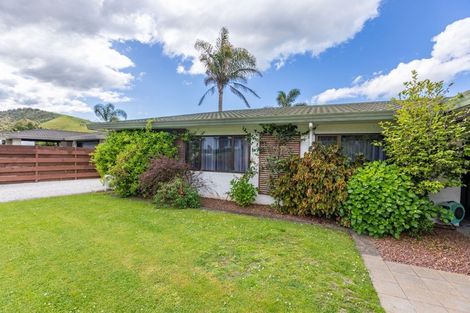 Photo of property in 64 Hetley Crescent, Taradale, Napier, 4112