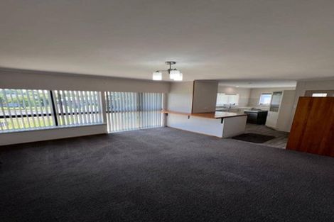 Photo of property in 31 Halberg Street, Papakura, 2110
