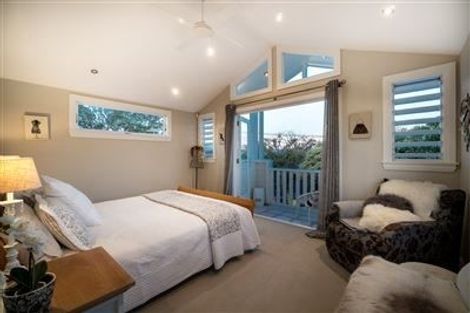 Photo of property in 41 Seaview Avenue, Northcote, Auckland, 0627