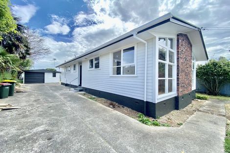 Photo of property in 12 Gardiner Grove, Mangere East, Auckland, 2024