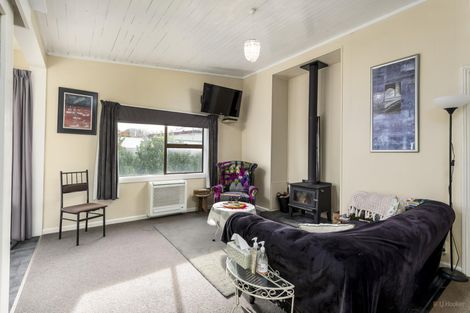 Photo of property in 9 Waimate Highway, Makikihi, Waimate, 7978