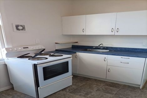 Photo of property in 98 Constable Street, Newtown, Wellington, 6021