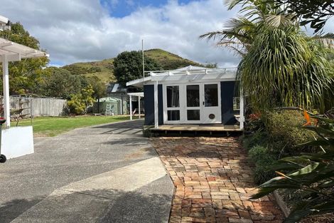 Photo of property in 1441 Clevedon Kawakawa Road, Kawakawa Bay, Papakura, 2585