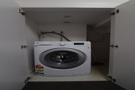 Photo of property in 1036b Colombo Street, St Albans, Christchurch, 8014