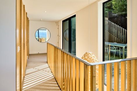 Photo of property in 21 Seaview Terrace, Northland, Wellington, 6012