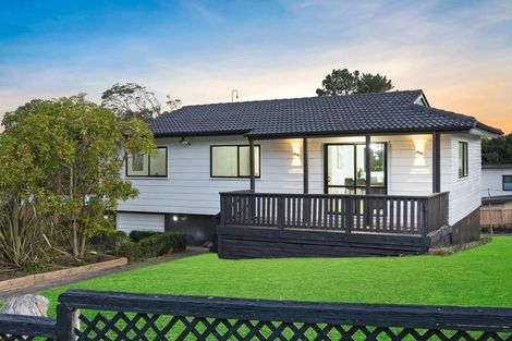 Photo of property in 87 West Harbour Drive, West Harbour, Auckland, 0618