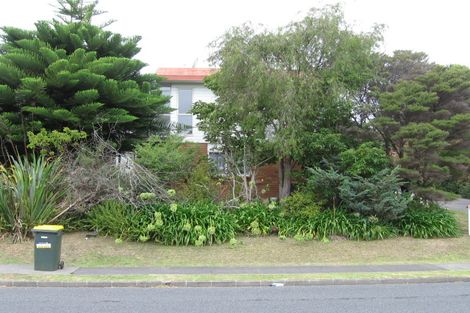 Photo of property in 1/57 Stanley Road, Glenfield, Auckland, 0629