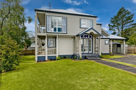 Photo of property in 263a Henderson Valley Road, Henderson, Auckland, 0612