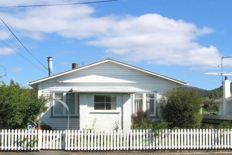 Photo of property in 83f1- Pine Avenue, Ebdentown, Upper Hutt, 5018