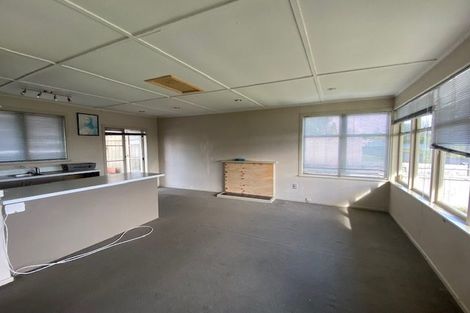 Photo of property in 7 Sheehan Road, Te Atatu South, Auckland, 0610