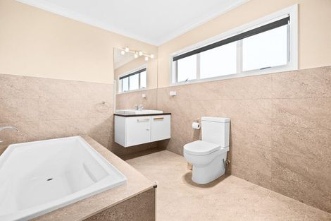 Photo of property in 78 Maire Road, Orewa, 0931