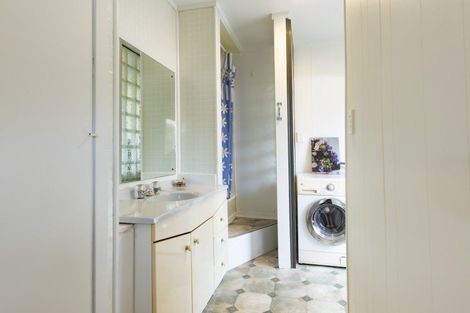 Photo of property in 37 Maude Street, Riverhead, 0820