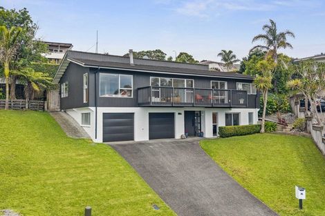 Photo of property in 26 Coromandel Crescent, Mairangi Bay, Auckland, 0630