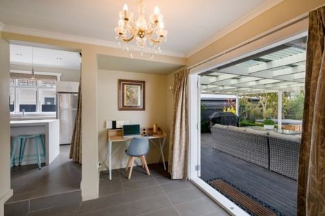 Photo of property in 68 Cornwall Street, St Albans, Christchurch, 8014