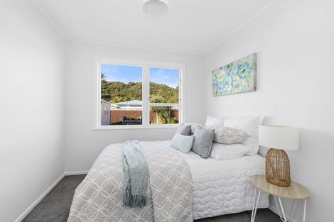 Photo of property in 40 Momona Street, Wainuiomata, Lower Hutt, 5014