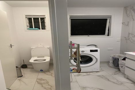 Photo of property in 60-62 Exmouth Road, Northcote, Auckland, 0627