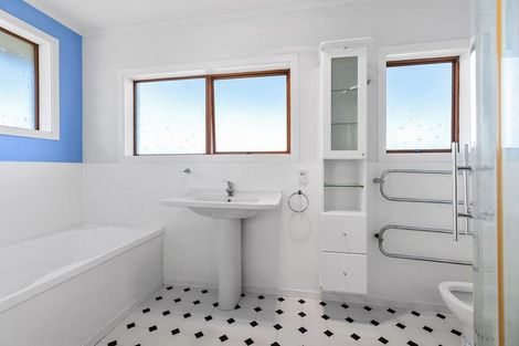 Photo of property in 45b Hinewa Road, Otumoetai, Tauranga, 3110