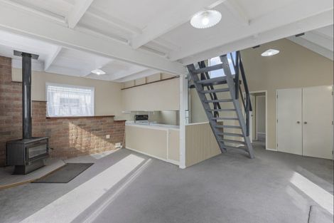 Photo of property in 1/9 Brierley Place, Marfell, New Plymouth, 4310