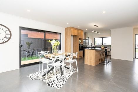 Photo of property in 27 Earp Crescent, Chartwell, 3210