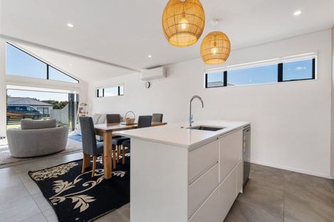 Photo of property in 9 Wheriko Avenue, Glenbrook, 2681