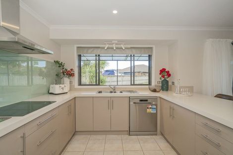 Photo of property in 11 Heritage Close, Whitianga, 3510