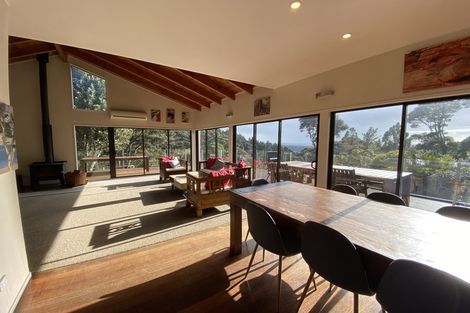 Photo of property in 285 Konini Road, Titirangi, Auckland, 0604