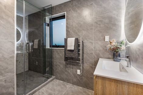 Photo of property in 216 Henwood Road, Westgate, 0814
