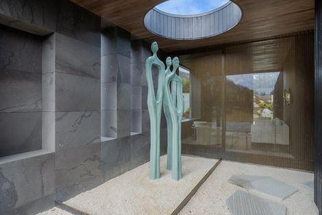 Photo of property in 32 Vista Terrace, Wye Creek, Queenstown, 9371