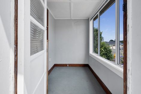 Photo of property in 259 Saint Aubyn Street, New Plymouth, 4310