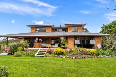 Photo of property in 211 Gray Road, Te Kamo, Kamo, 0185