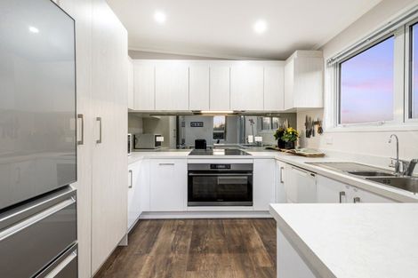 Photo of property in 8 Japonica Crescent, Ranui, Porirua, 5024