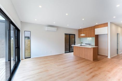 Photo of property in 61 Horokaka Street, Massey, Auckland, 0614