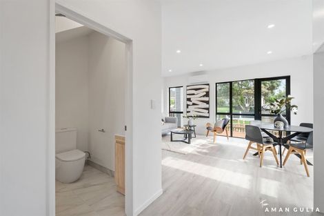 Photo of property in 13b Serjeant Street, Henderson, Auckland, 0612