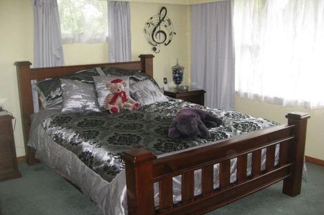 Photo of property in 5 James Street, Dannevirke, 4930