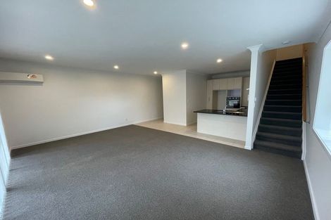 Photo of property in 1/44 Carlos Drive, Flat Bush, Auckland, 2016