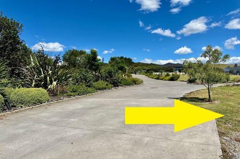 Photo of property in 23 Riverglen Drive, Haruru, 0204
