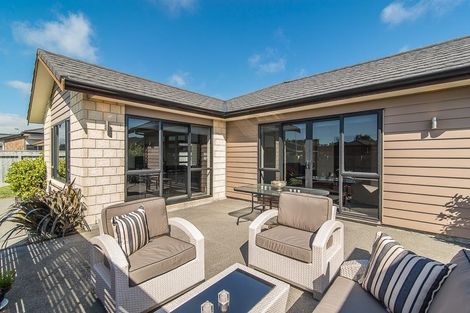 Photo of property in 65 Kotuku Drive, Paraparaumu Beach, Paraparaumu, 5032