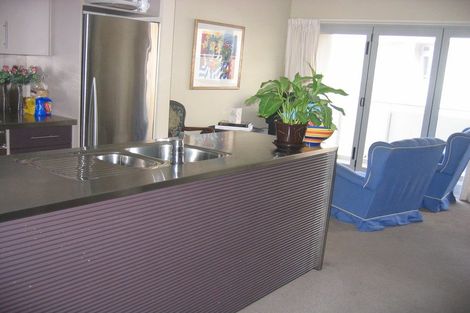 Photo of property in Marrakech Cafe, 28/305 Evans Bay Parade, Hataitai, Wellington, 6021