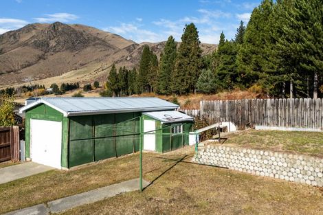 Photo of property in 34 Black Peak Road, Omarama, 9412