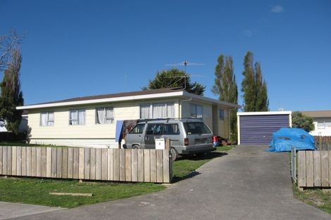 Photo of property in 8 Jack Farrell Place, Papakura, 2110