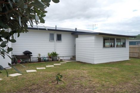 Photo of property in 21 Kuparu Place, Ruakaka, 0116