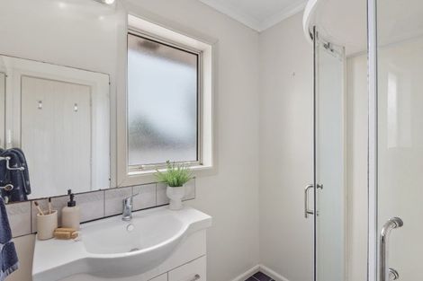 Photo of property in 9 Pembroke Street, Avondale, Christchurch, 8061