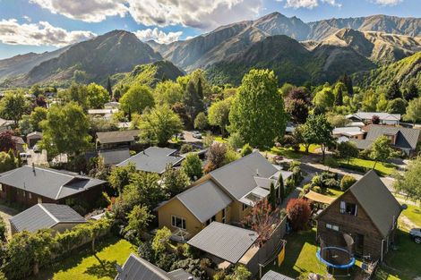 Photo of property in 62 Adamson Drive, Arrowtown, 9302