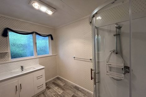 Photo of property in 54 Hillary Street, Winton, 9720