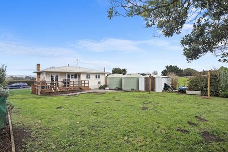Photo of property in 142 Karioitahi Road, Waiuku, 2683