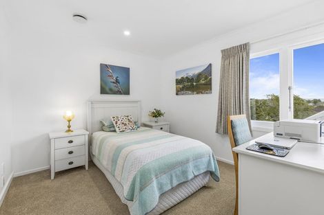 Photo of property in 105 Glendhu Road, Bayview, Auckland, 0629