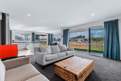 Photo of property in 82 Parekaawa Drive, Motuoapa, Turangi, 3382